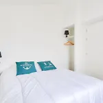 A 400 M - Maison Pour 4 Avec Terrasse *