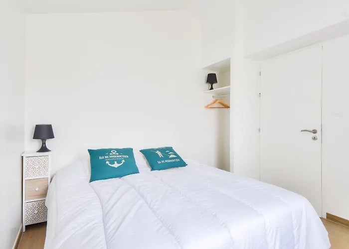 A 400 M - Maison Pour 4 Avec Terrasse *